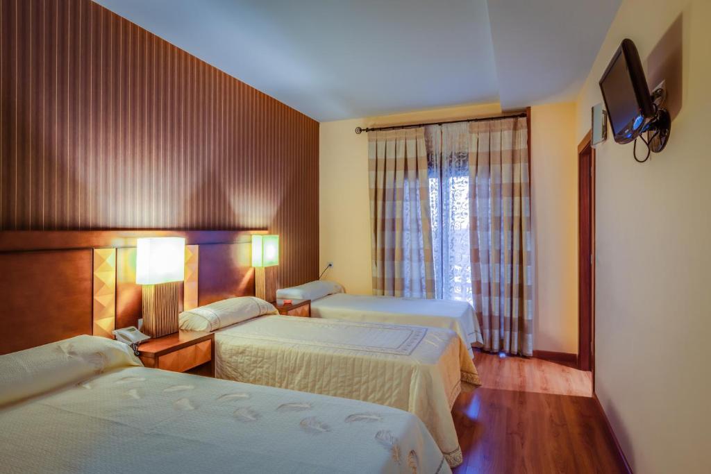Hotel Ciudad de Martos Habitación foto